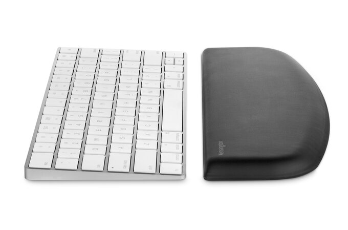 Kensington K52801EU ErgoSoft Wrist Rest for Slim, Compact Keyboards