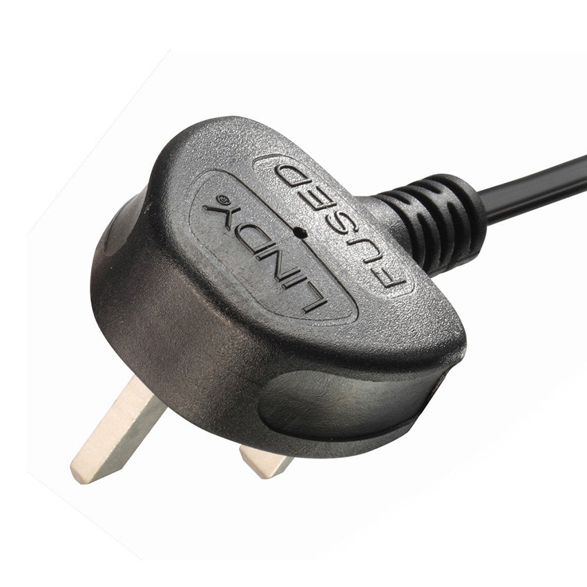 Lindy 30436 7.5m UK 3 Pin Plug to IEC C13 Mains Power Cable