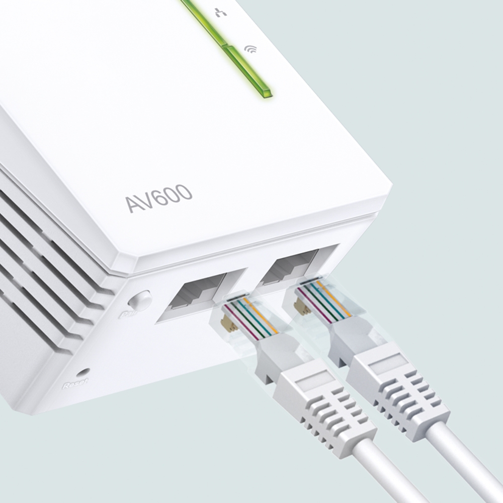 TP-Link 300Mbps AV600 WiFi Powerline Extender Starter Kit