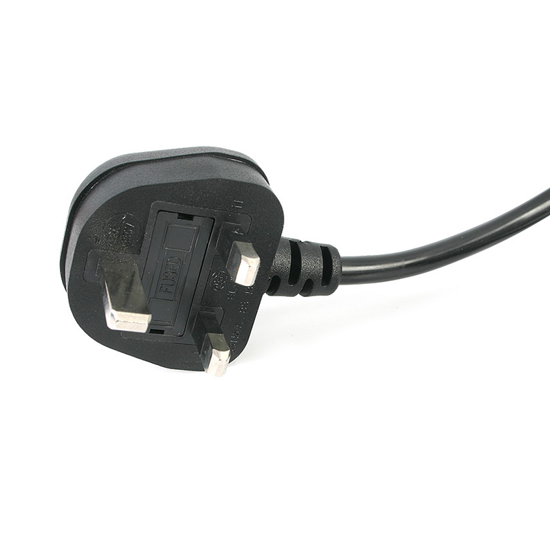 StarTech PXTNB2SUK1M 1 m (3.3 ft.) UK Laptop Power Cord - BS-1363 to C7 (Figure 8)