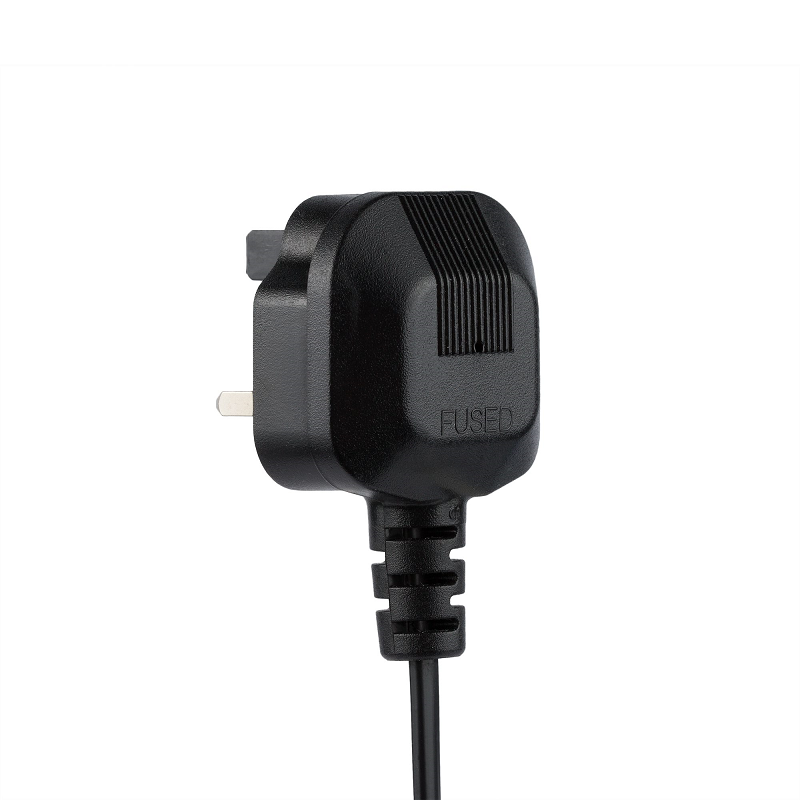 StarTech PXTNB2SUK6 1.8 m (6 ft.) UK Laptop Power Cord - BS-1363 to C7 (Figure 8)