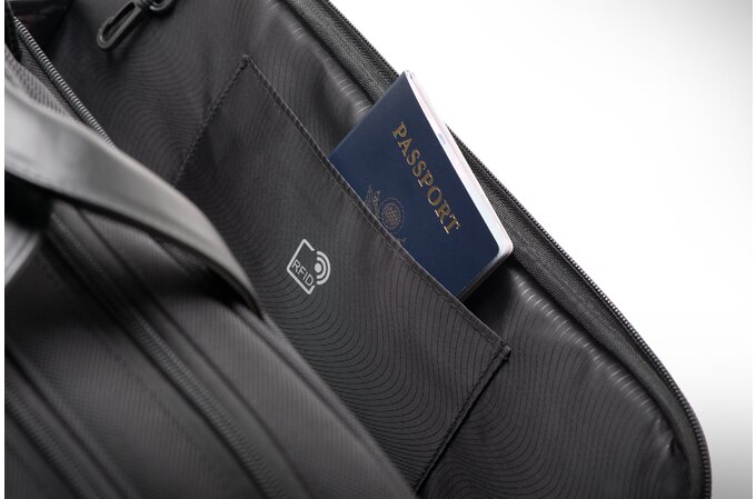 Kensington K60386EU Contour 2.0 Business Laptop Briefcase - 15.6in