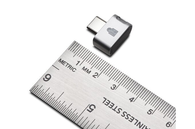 Kensington K64709WW VeriMark Guard USB-C Fingerprint Key- Cross Platform