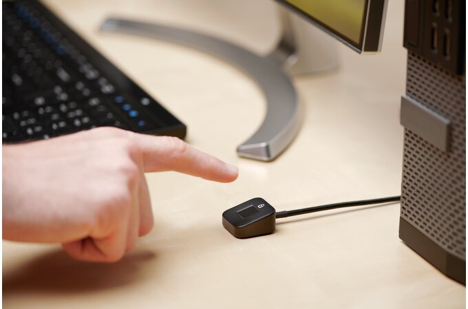Kensington K62330WW VeriMark Desktop Fingerprint Key