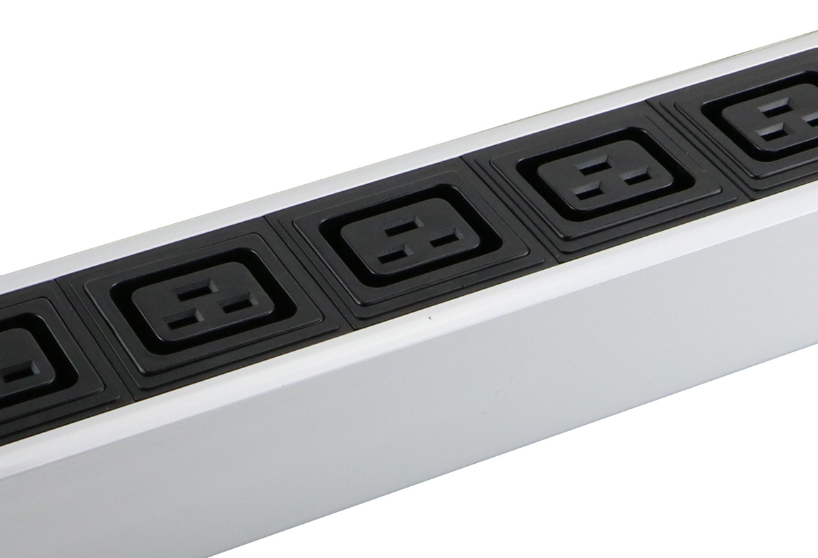 Excel 6 x C19 Socket Horizontal PDU, C20 plug - Switched
