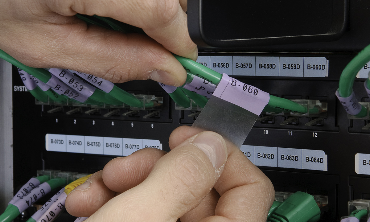 Brady B-427 Self-laminating Vinyl Wire and Cable Labels