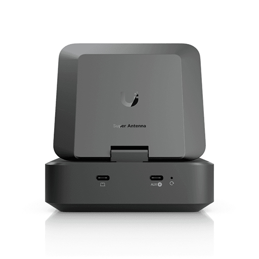 Ubiquiti U-AirWire WiFi 7 client adapter with STR MLO