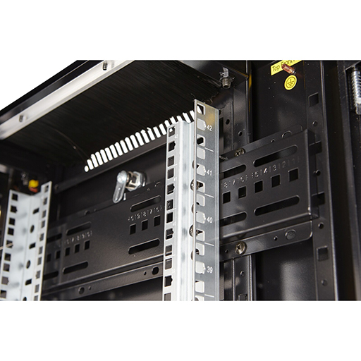 Environ ER600 18U Rack 600x600mm W/Vented (F) D/Vented (R) B/Panels F/Mgmt Black
