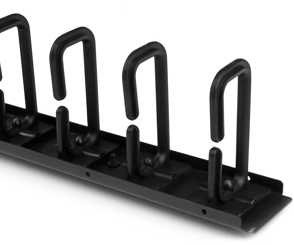 StarTech Vertical Cable Organizer with D-Ring Hooks - 0U