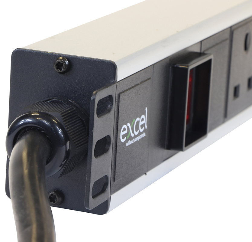 Excel UK Socket PDU, 32A Plug - Unswitched