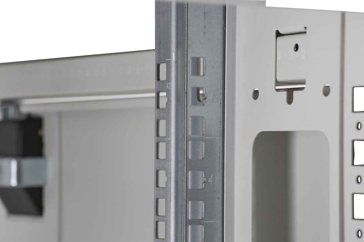 Environ SR600 47U Rack 600mm(w) Mesh Doors