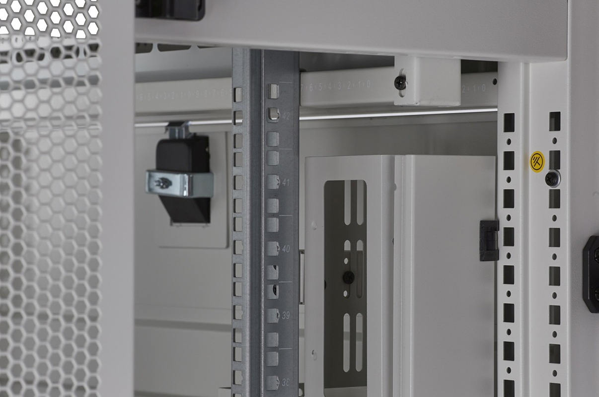 Environ SR800 29U Rack 800mm(w) Mesh Doors