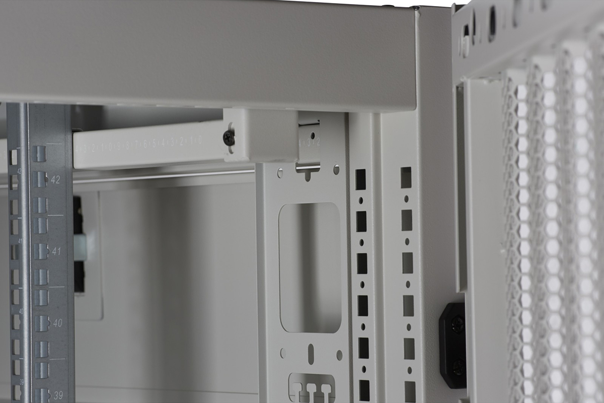 Environ SR800 42U Rack 800mm(w) Mesh Doors