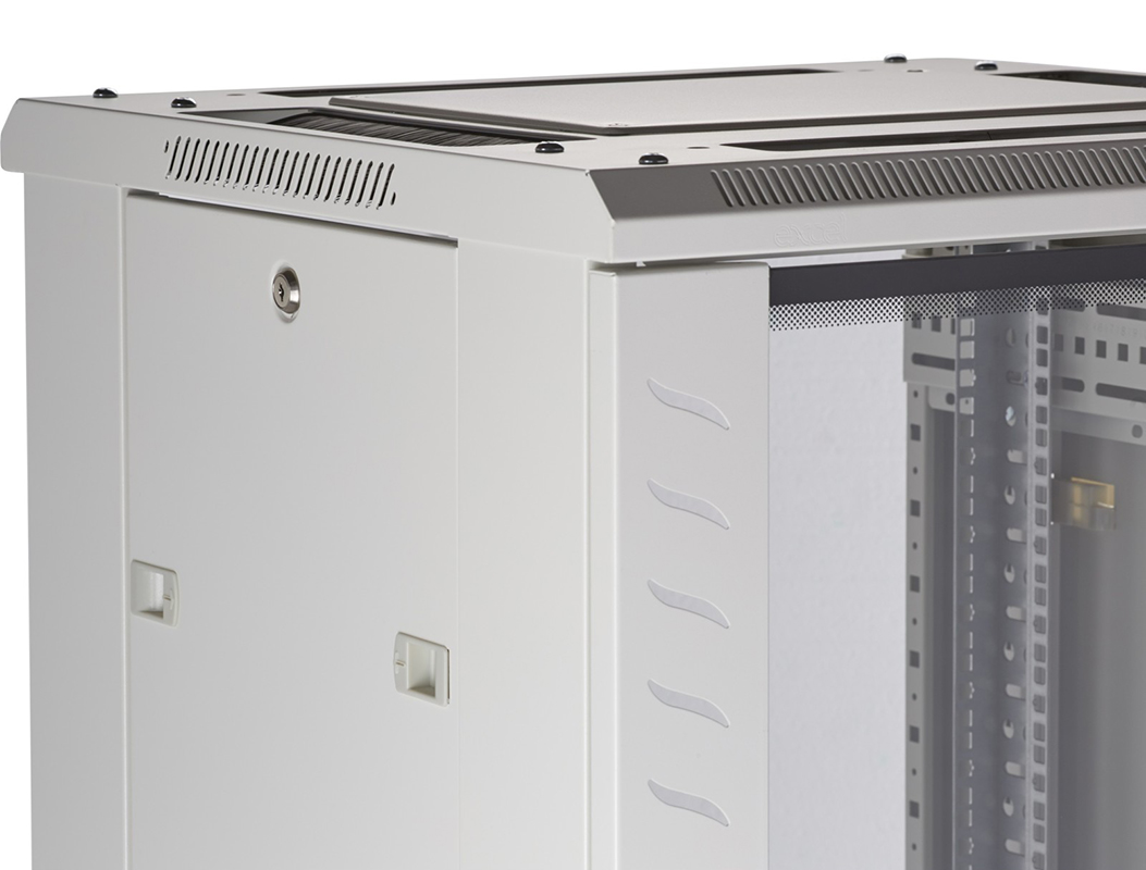 33u Datacel 600 (w) x 1000 (d) Server Cabinet