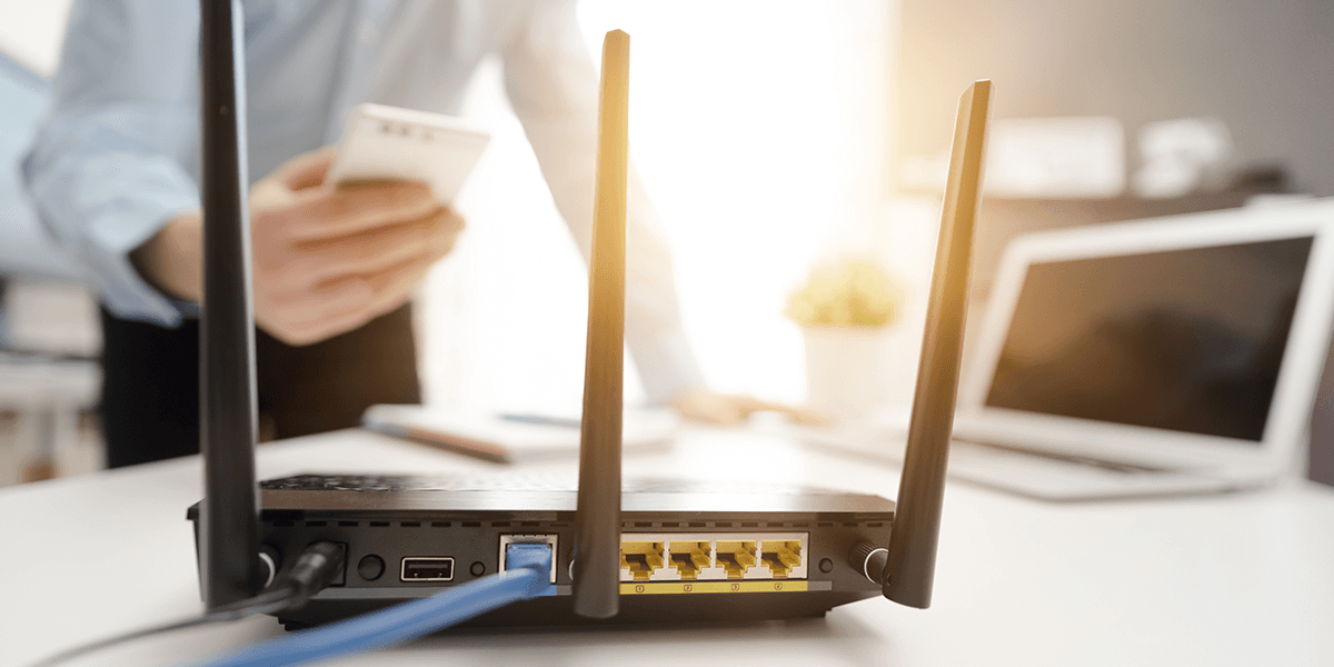 Wireless router and  server - sub image